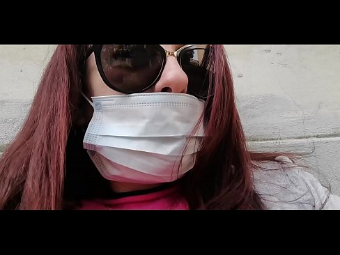❤️ Nicoletta membalas dendam pada tetangganya dan kencing di garasinya (Karantina Italia Khusus Covid19) ☑ Sialan pada kami ️❤